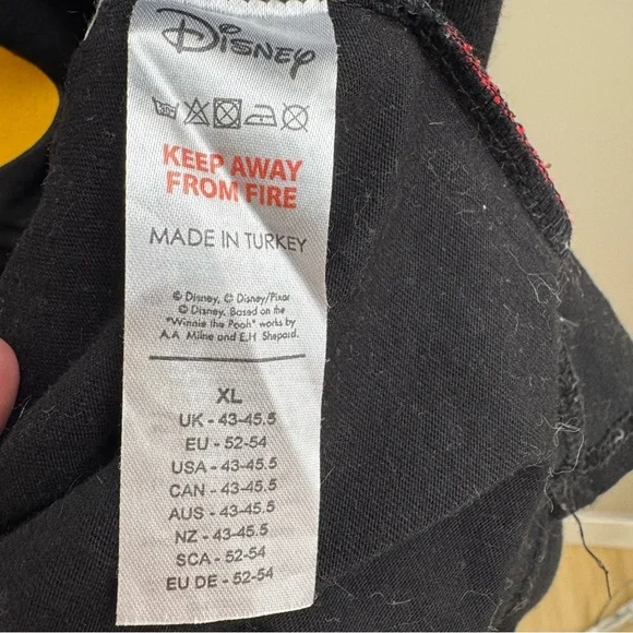 Disney Mickey Mouse Black Adult Sleeveless Top - Picture 6 of 8